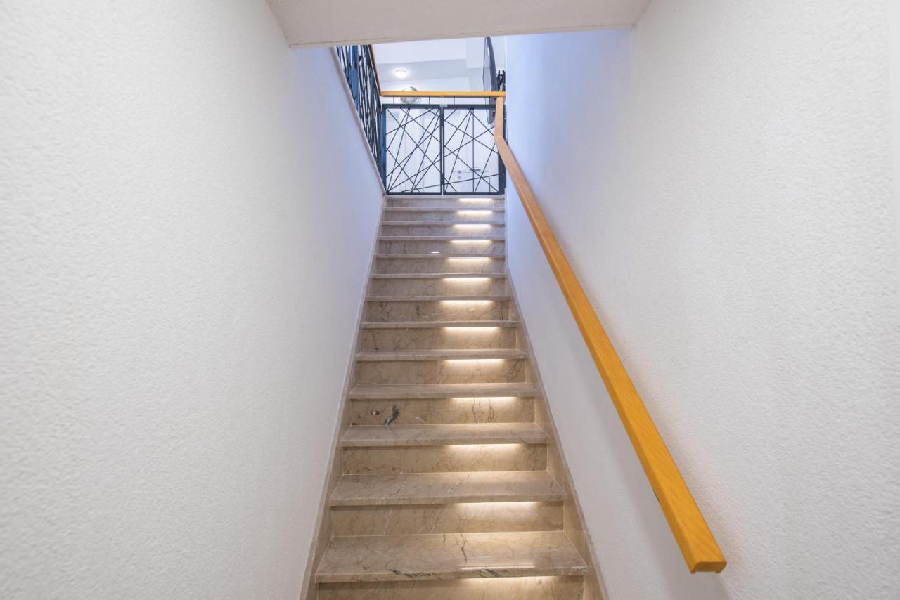 Apartmani Mara Каштела Экстерьер фото
