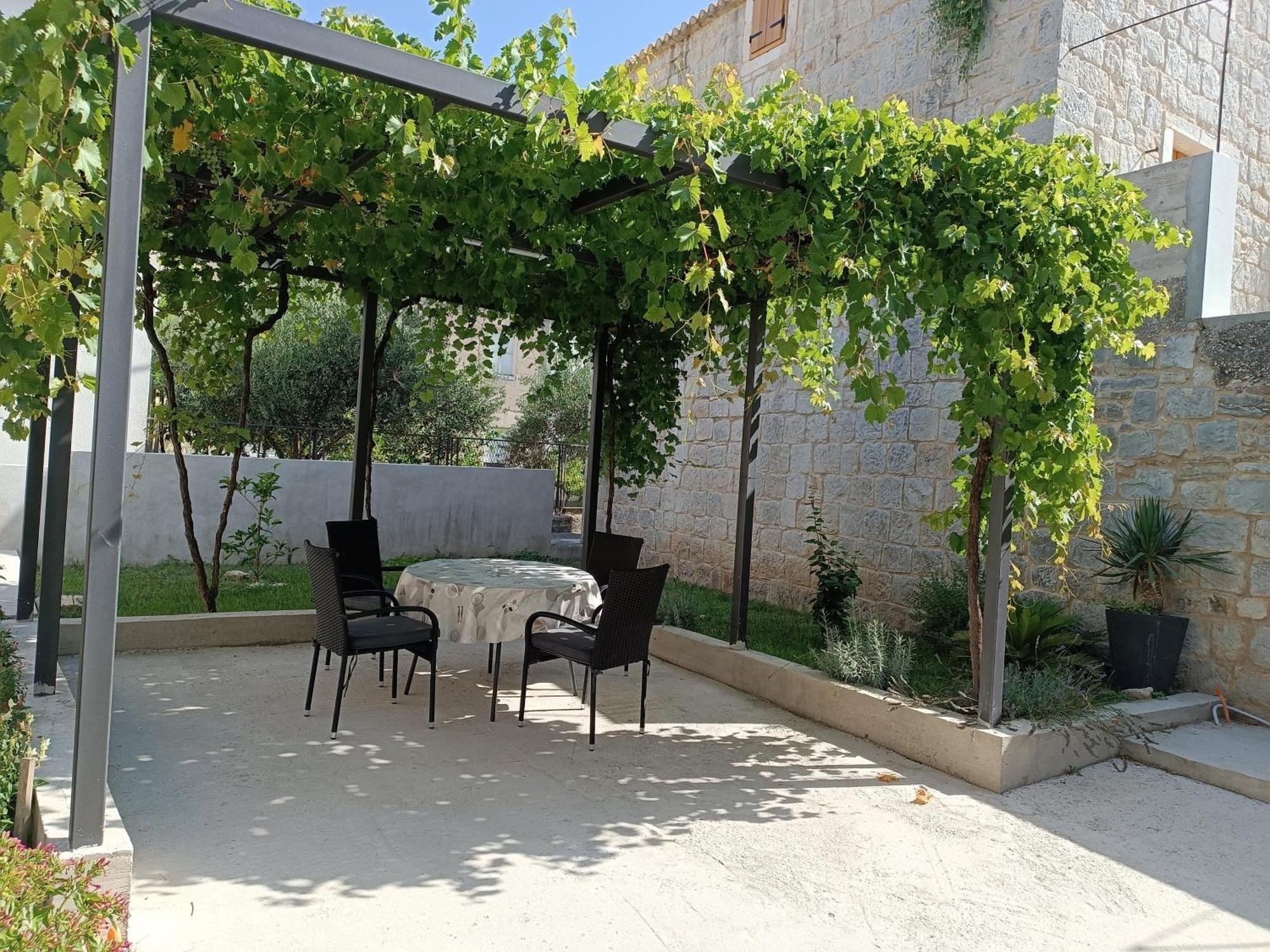Apartmani Mara Каштела Экстерьер фото